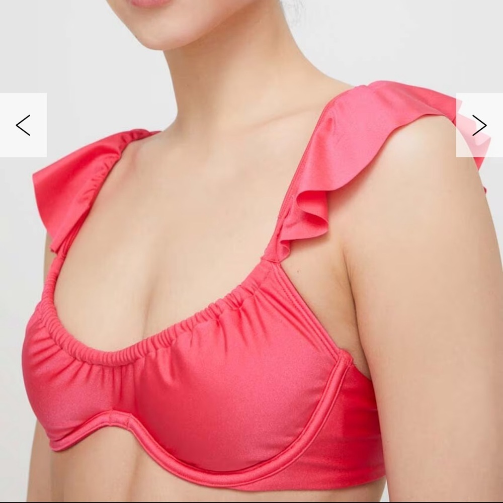 Abercrombie & Fitch Pink Ruffled Scoop Neckline Bikini Top Size XL